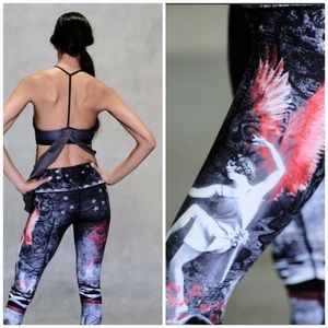 Niyama Sol • Bad Moon Rising Crop Leggings